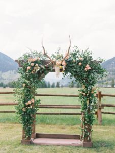 320 Ranch Wedding Floral Ceremony Arch
